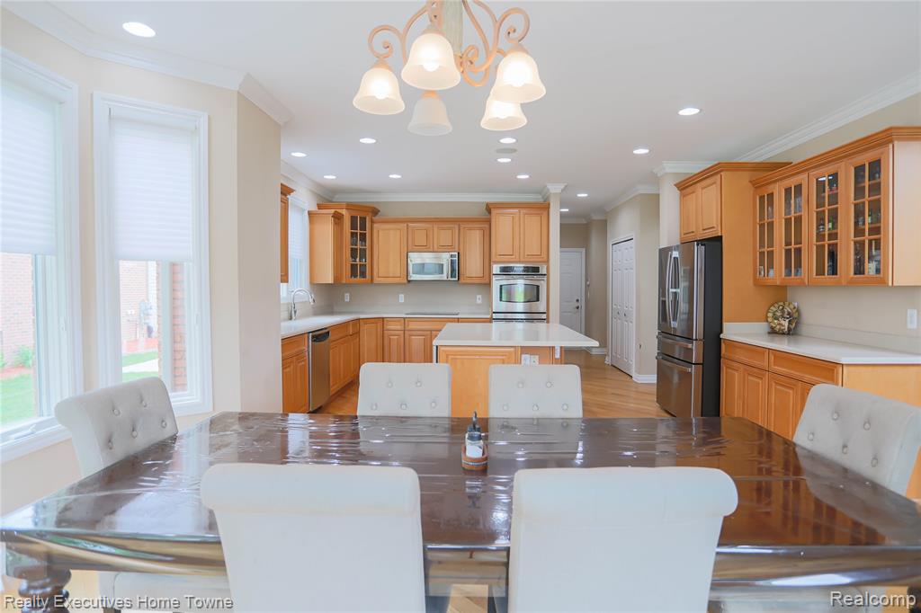 47909 Milonas Drive, Utica, MI 48315 — Photo 28