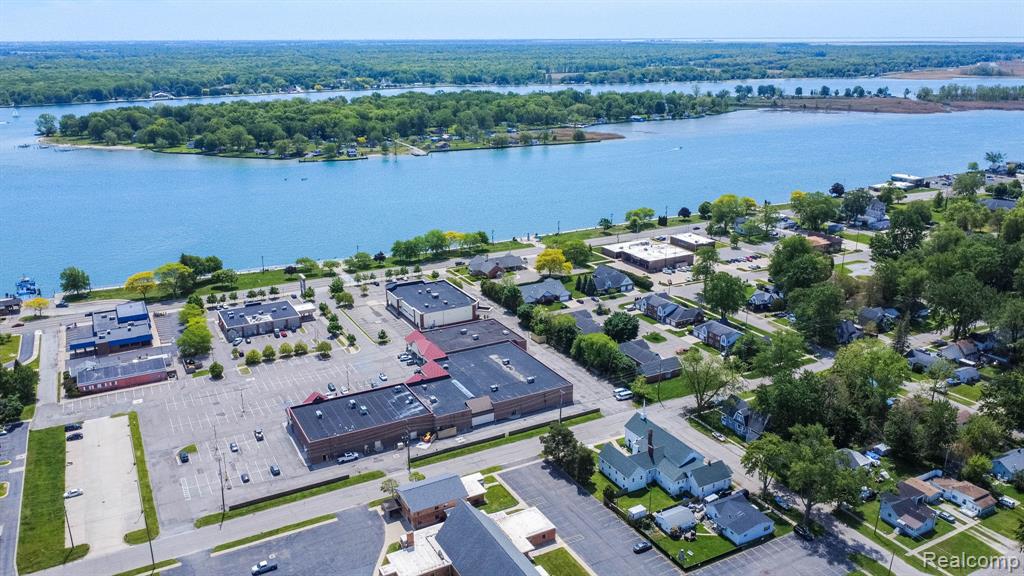 304 Heritage Way, Algonac, MI 48001 — Photo 31