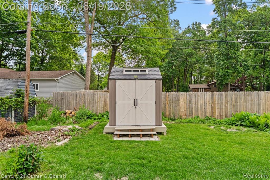 4630 Commerce Woods Drive, Commerce Twp, MI 48382 — Photo 41