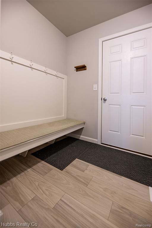 7340 Westminster Circle, Grand Blanc, MI 48439 — Photo 36