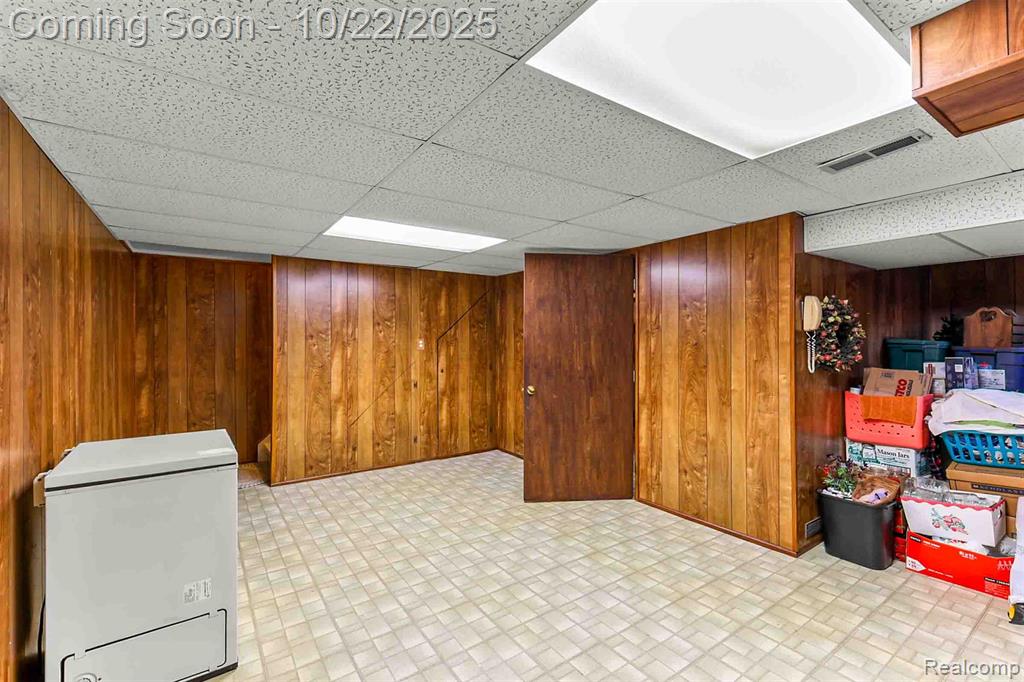 41109 Southwind Drive, Canton, MI 48188 — Photo 17