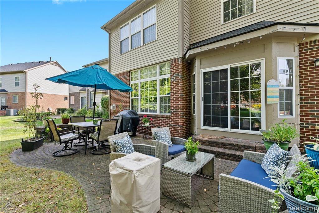 16401 LINCOLN Drive, Northville, MI 48168 — Photo 8