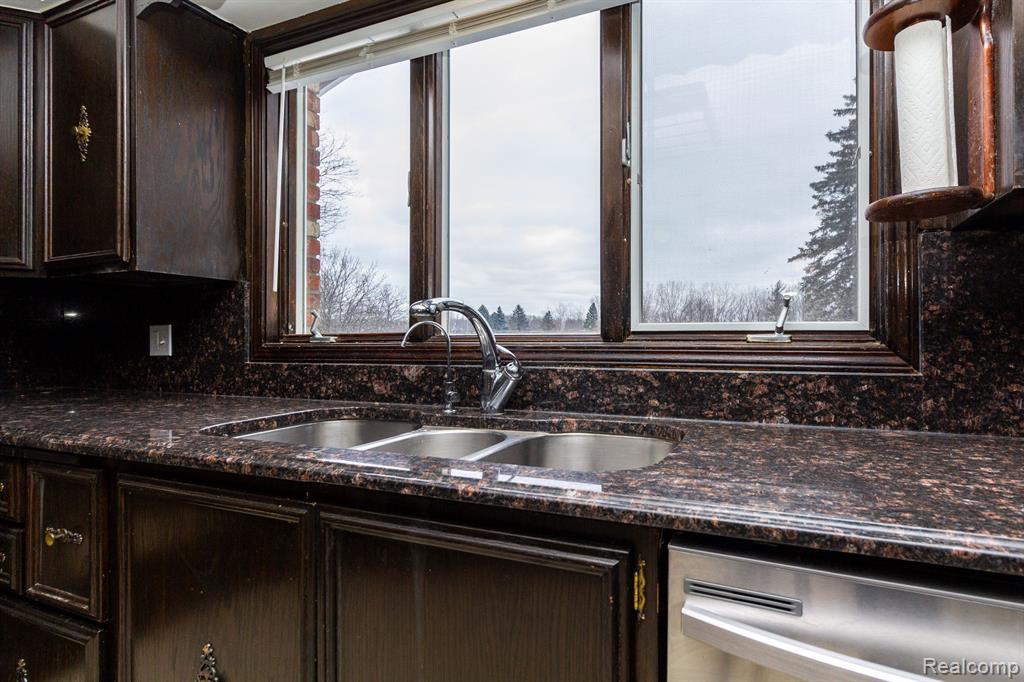 4355 S LAPEER Road, Metamora, MI 48455 — Photo 12