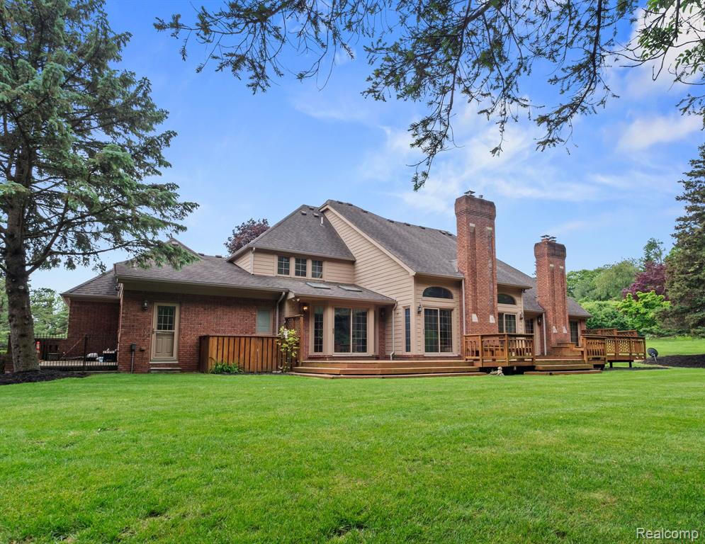 4932 SUSANS Way, Bloomfield Hills, MI 48302 — Photo 42