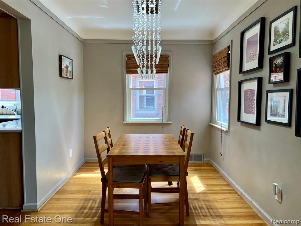 530 N LAFAYETTE Street, Dearborn, MI 48128 — Photo 11