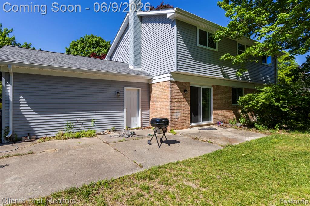 36515 Vicary Lane, Farmington, MI 48335 — Photo 31