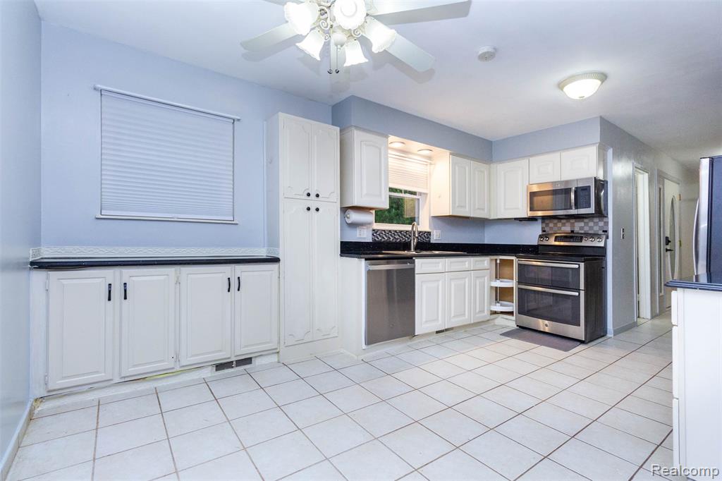 1454 Pine Valley Boulevard, Ann Arbor, MI 48104 — Photo 10