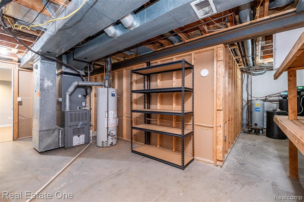 4079 Cumberland Court, Commerce Twp, MI 48390 — Photo 49