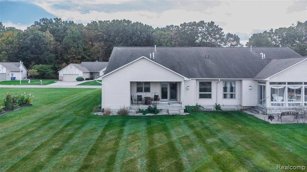 5355 Wyndemere Common Square, Swartz Creek, MI 48473 — Photo 31
