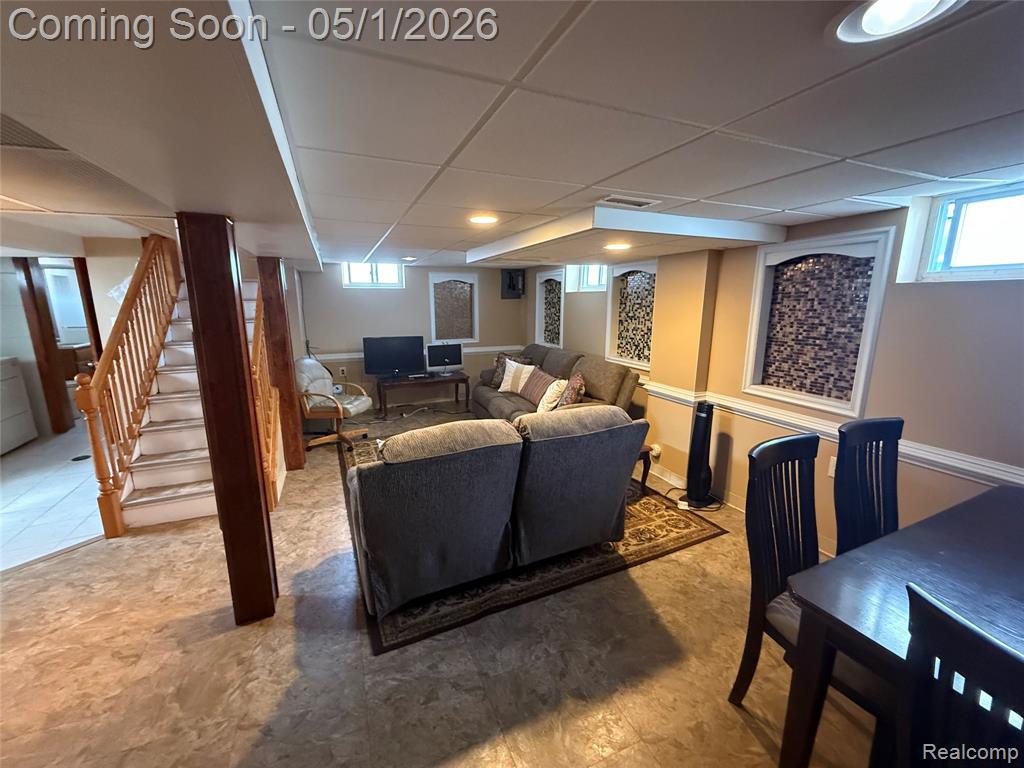 6401 Kenilworth Street, Dearborn, MI 48126 — Photo 10