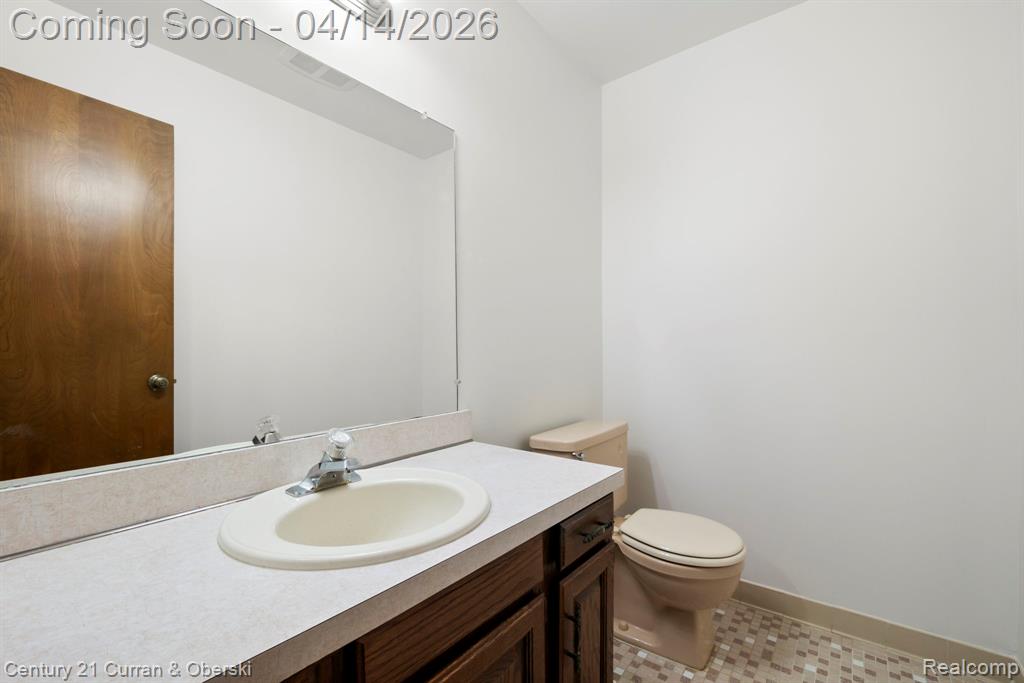 41100 White Haven Court, Northville, MI 48168 — Photo 27