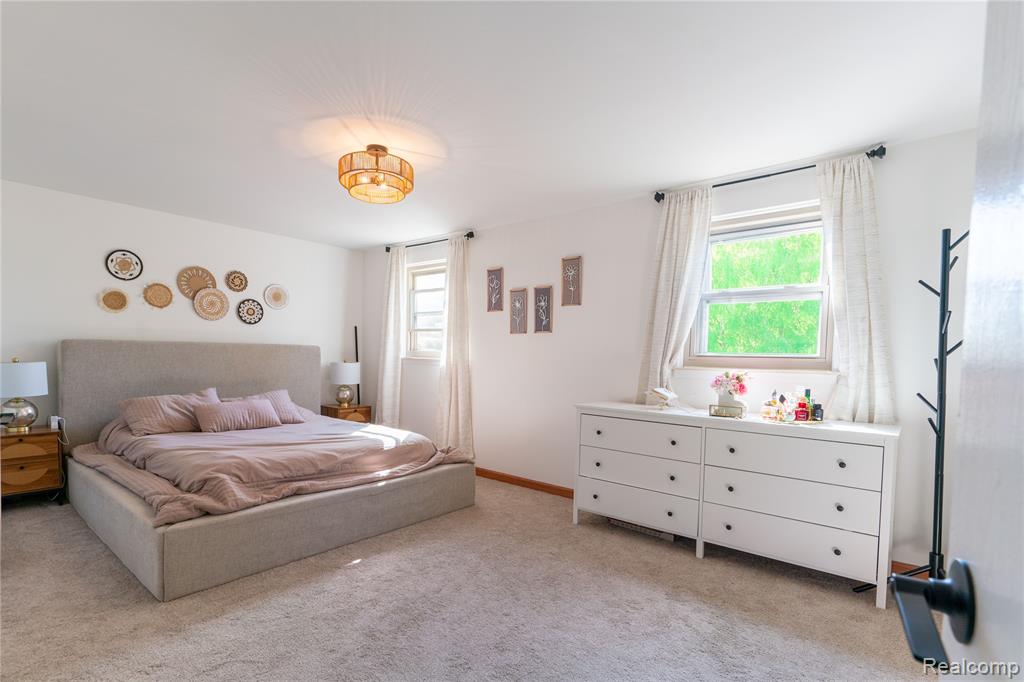 678 Kings Way, Canton, MI 48188 — Photo 18