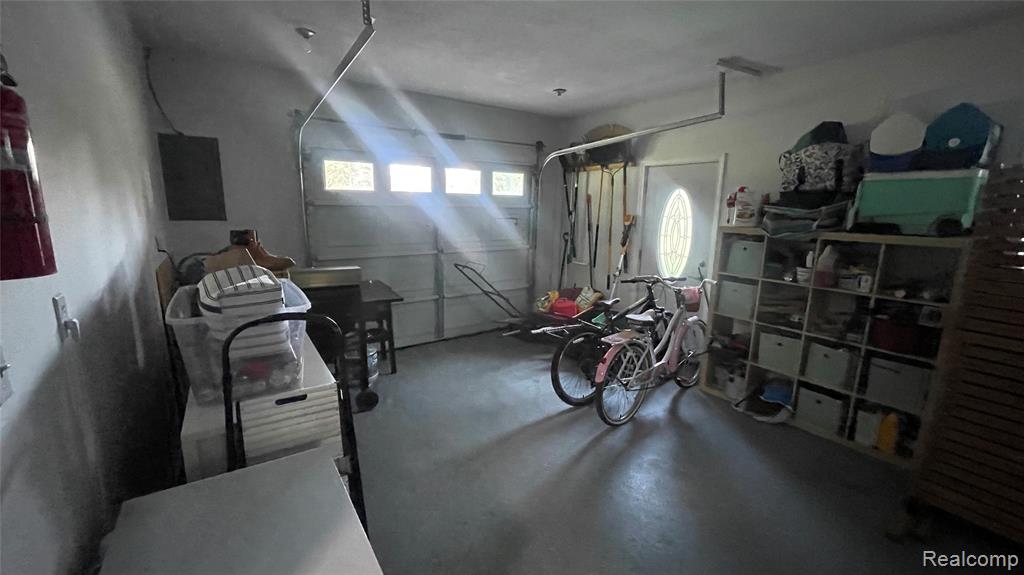2966 Burlington Drive, Buena Vista, MI 48601 — Photo 47