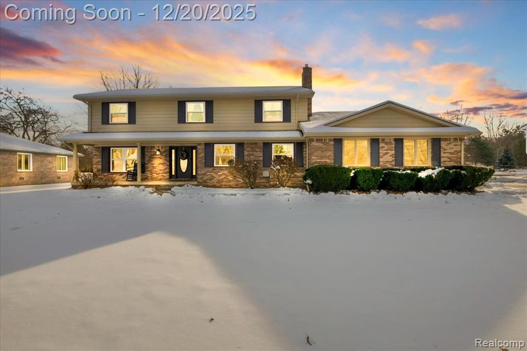 518 Charing Cross Drive, Grand Blanc, MI 48439 — front exterior
