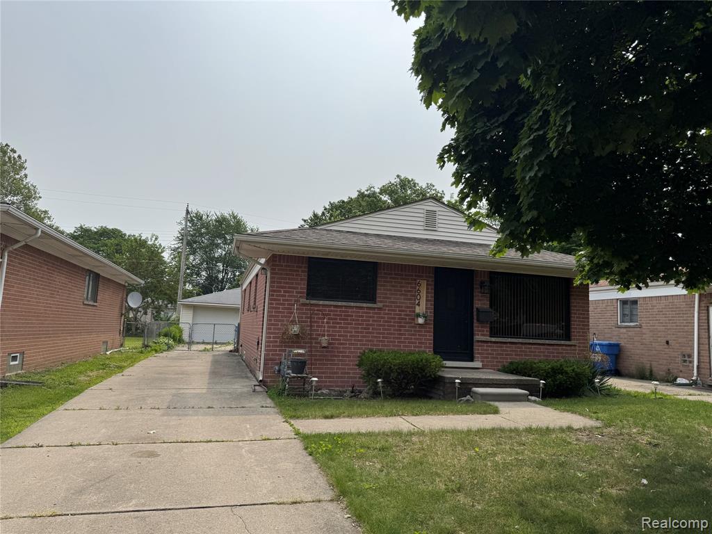6604 Colonial Street, Dearborn Heights, MI 48127 — front exterior