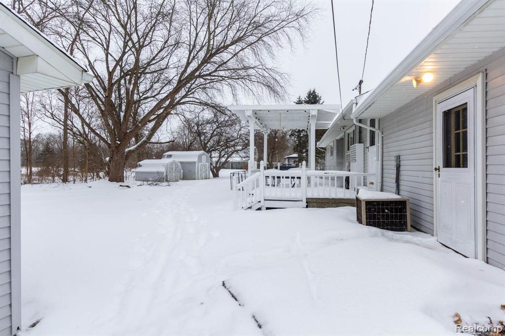 20500 Armada Ridge Road, Armada, MI — Photo 38