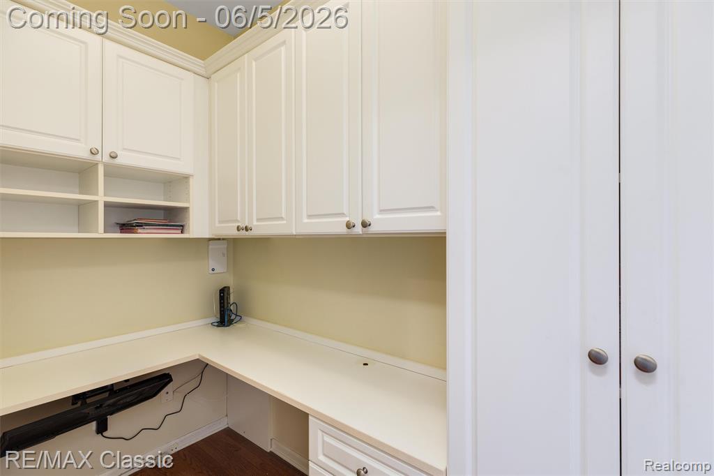 45201 Jacob Drive, Novi, MI — Photo 26