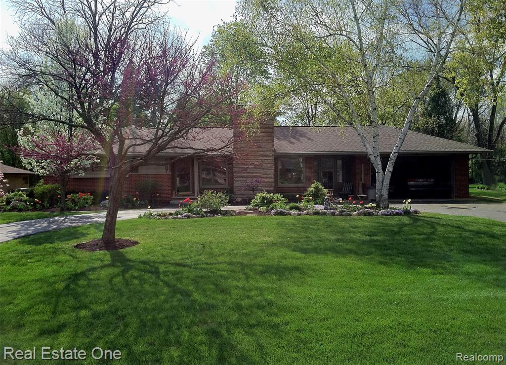 8887 Morrison Avenue, Plymouth, MI 48170 — Photo 4