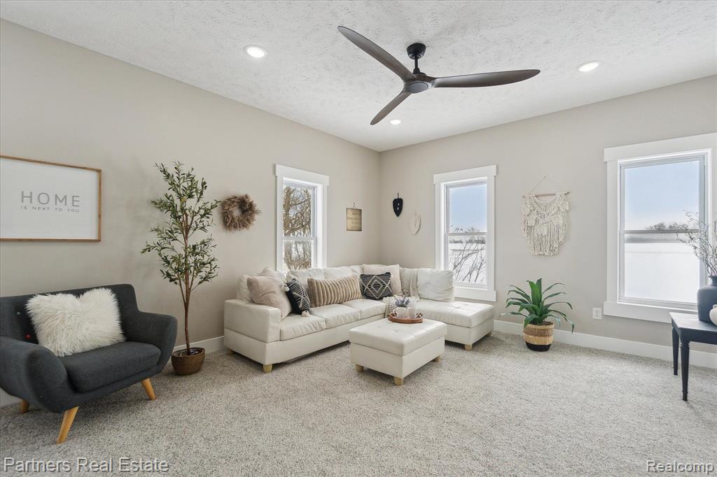 55 N GREGORY Road, Fowlerville, MI 48836 — Photo 8