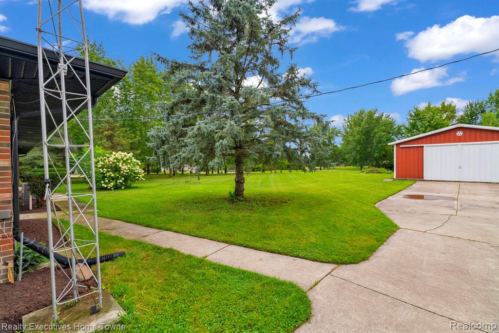 10990 Smiths Creek Road, Memphis, MI — Photo 36