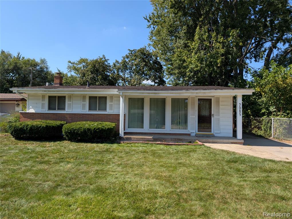 9085 Melrose Street, Livonia, MI 48150 — front exterior