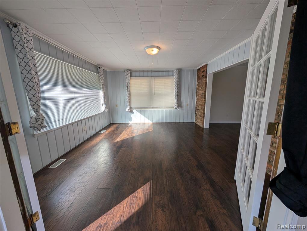 41215 Bruce Avenue, Plymouth, MI 48170 — Photo 4