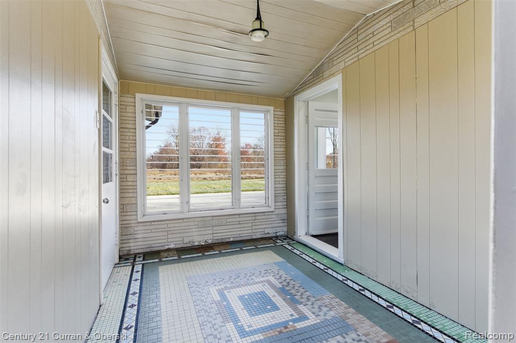 17901 Inkster Road, Brownstown, MI 48174 — Photo 26