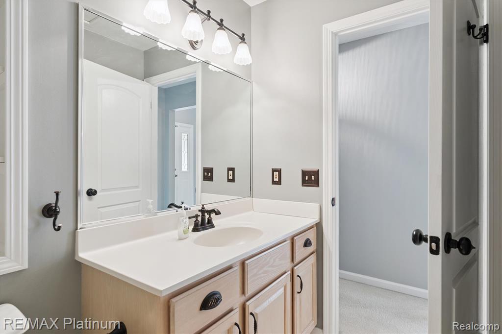 8230 Sawgrass Trail, Grand Blanc, MI 48439 — Photo 27