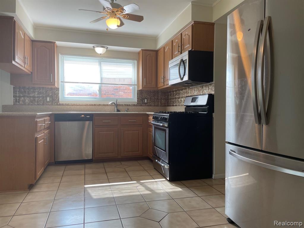 45299 INDIAN CREEK Drive, Canton, MI 48187 — Photo 5