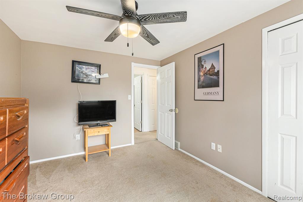 40456 Meade Point Drive, Sterling Heights, MI 48313 — Photo 22