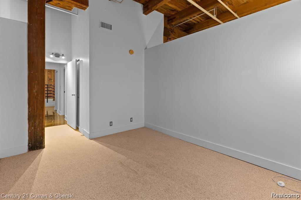 6533 E JEFFERSON Avenue, 19-133E, Detroit, MI 48207 — Photo 17