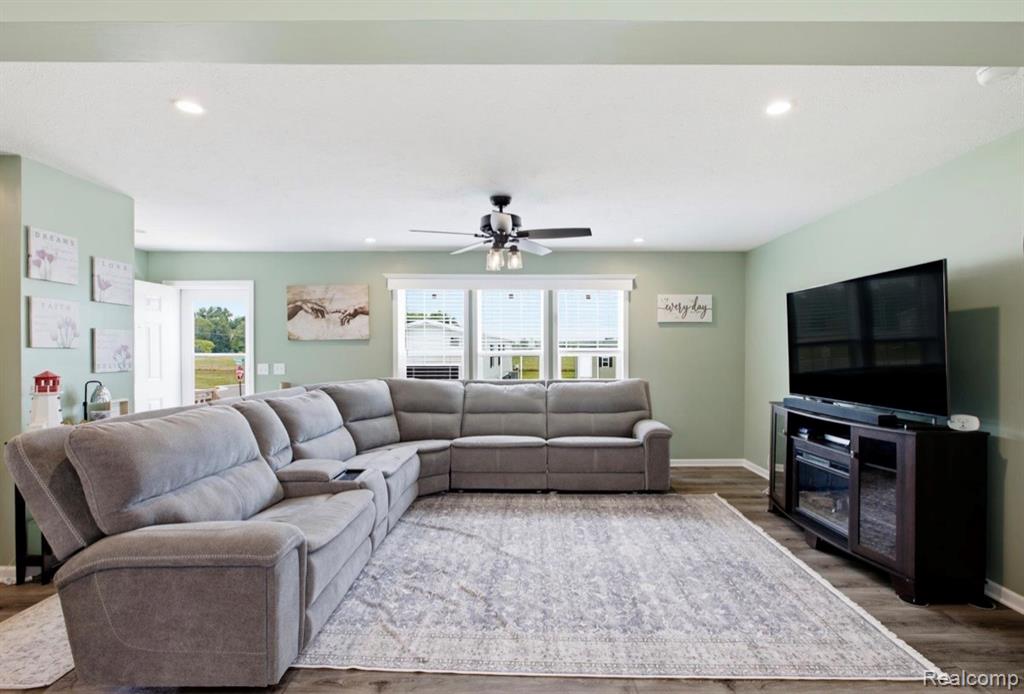 287 Rosebud Court, Port Huron, MI 48060 — Photo 5