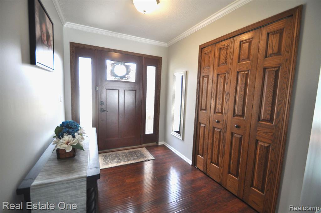 53447 GARLAND Drive, Macomb, MI 48316 — Photo 8