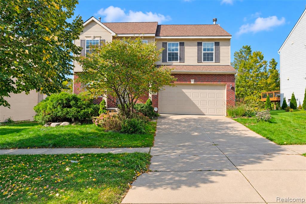39012 Cheshire Drive, Farmington Hills, MI 48167