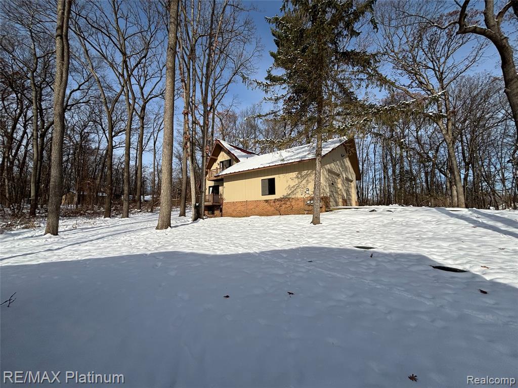 11095 HIBNER ROAD, Hartland, MI 48353 — Photo 43