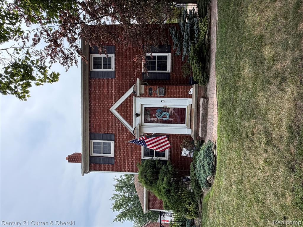 14843 White Avenue, Allen Park, MI 48101