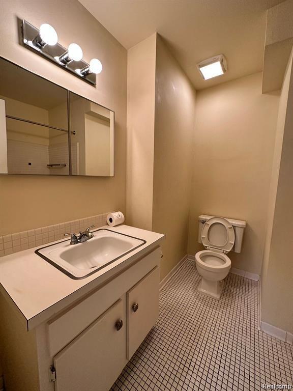 509 E UNIVERSITY Drive, 503, Rochester, MI 48307 — Photo 8