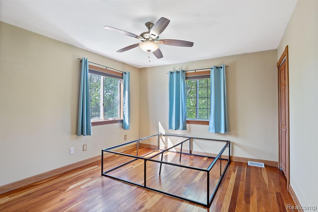 4471 SPRING OAKS Lane, Brighton, MI 48114 — Photo 15