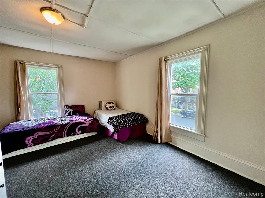 919 WALL Street, Port Huron, MI 48060 — Photo 19