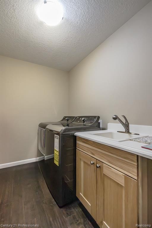 10207 DODGE Road, Otisville, MI 48463 — Photo 13