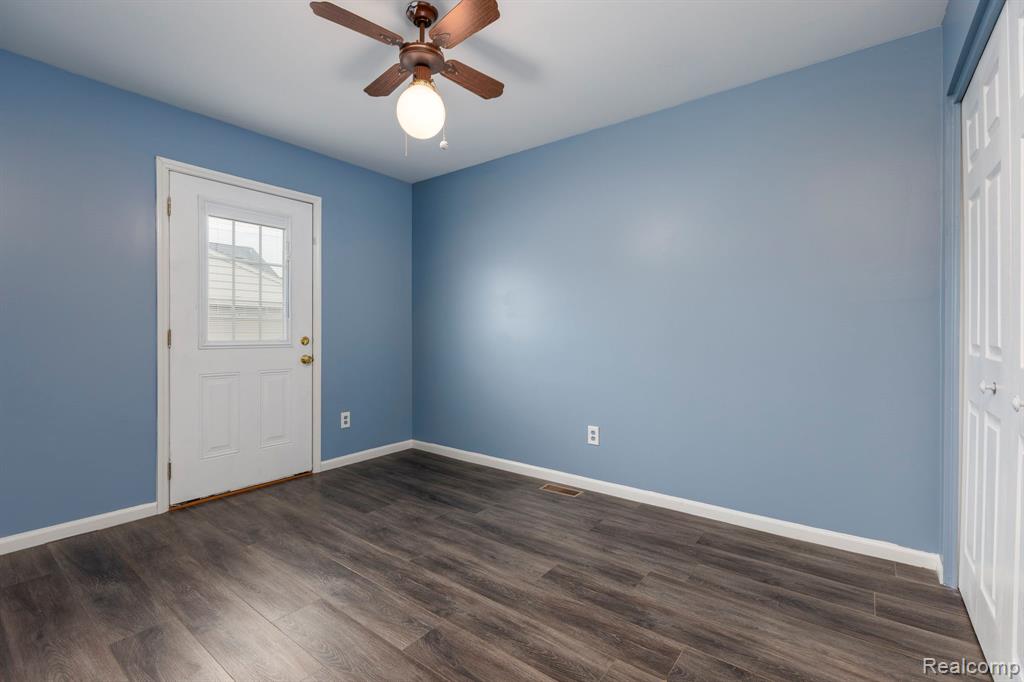 19631 Macel Street, Roseville, MI 48066 — Photo 20