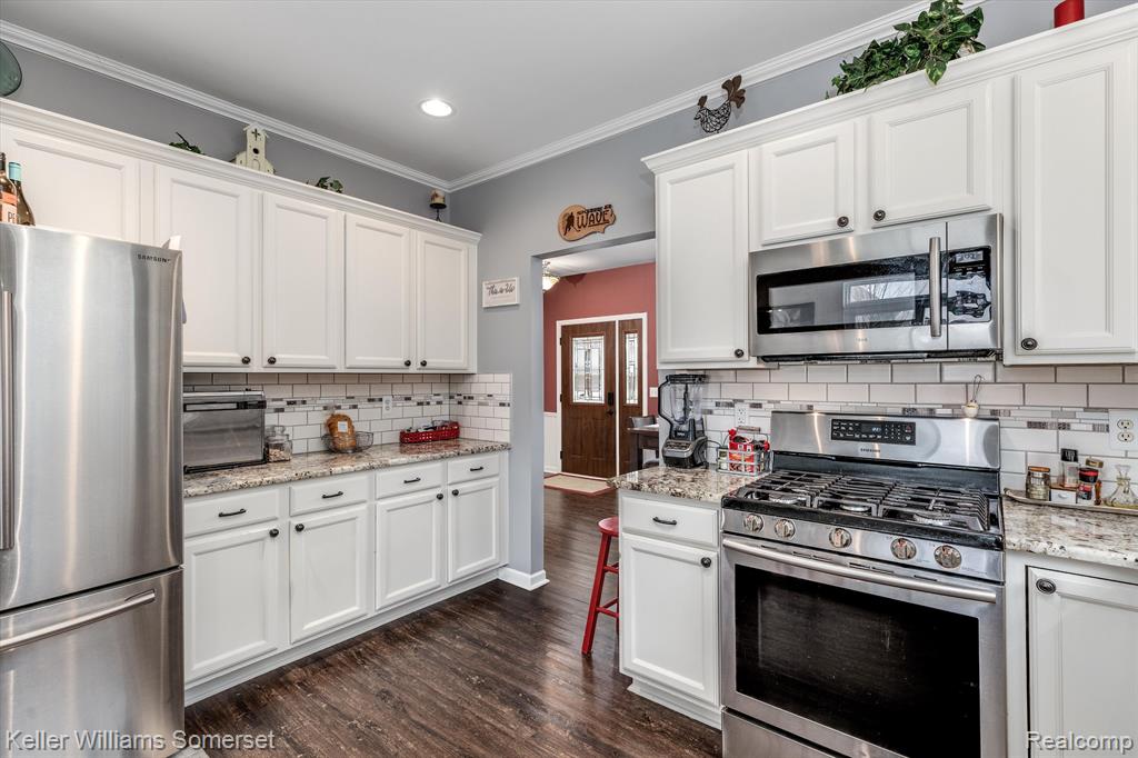 46672 TWIN CITY Trail, Macomb, MI 48044 — Photo 13