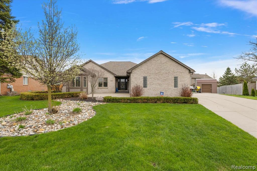 35526 Brooke Circle, New Baltimore, MI 48047 — Photo 32