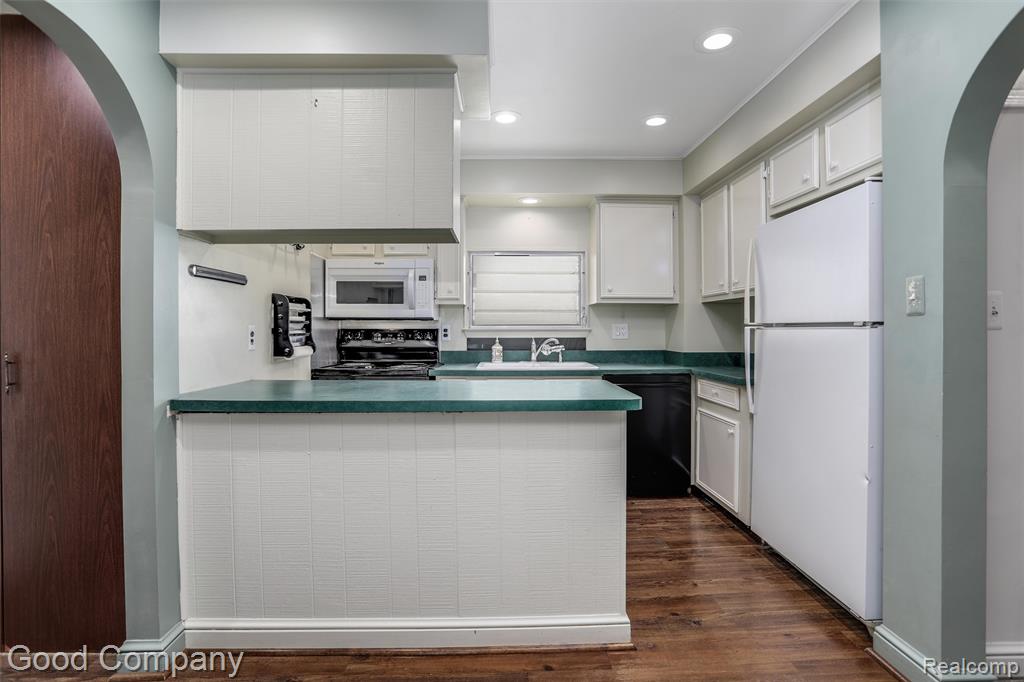 603 E Maxlow Avenue, Hazel Park, MI 48030 — Photo 7