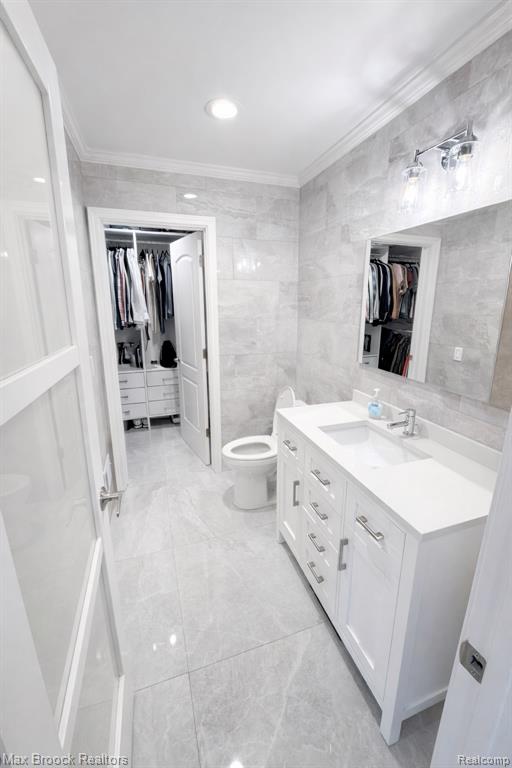 6510 Saline Drive, Waterford, MI 48329 — Photo 12