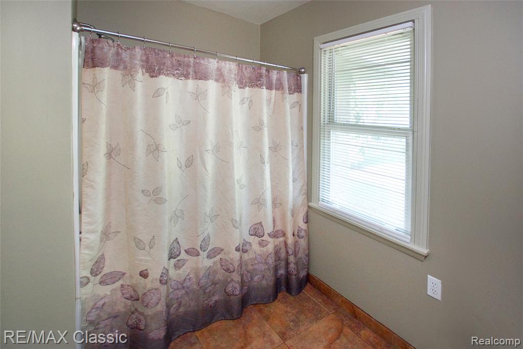 1861 Ladd Road, Wolverine Lake, MI 48390 — Photo 27
