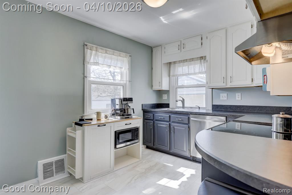 625 Auburn Street, Plymouth, MI 48170 — Photo 13