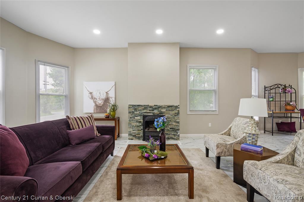 65 Melbourne Street, Detroit, MI 48202 — Photo 7