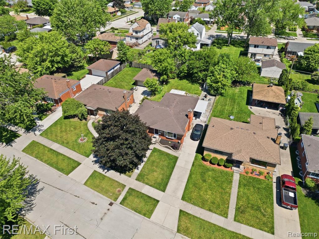 21213 Centennial Street, Saint Clair Shores, MI 48081 — Photo 26