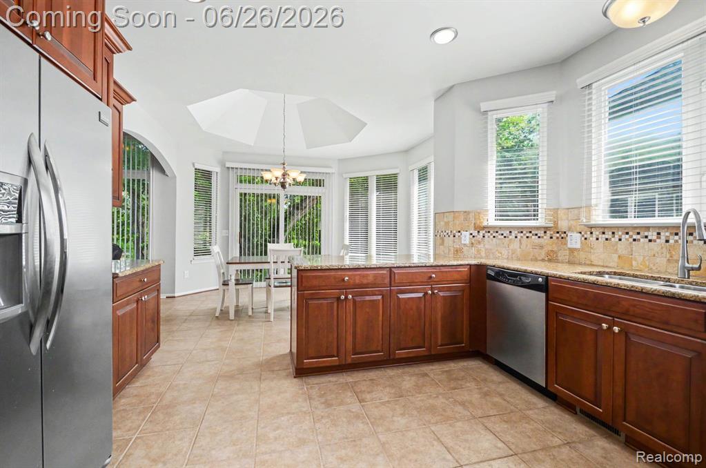 30268 Berghway Trail, Warren, MI 48092 — Photo 11